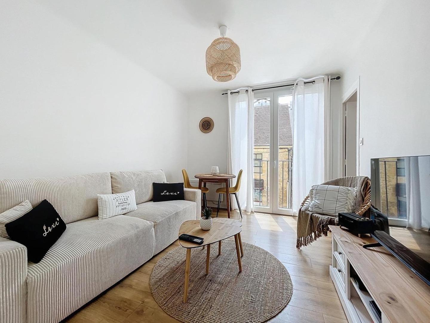 Apartment La Petite Boetie